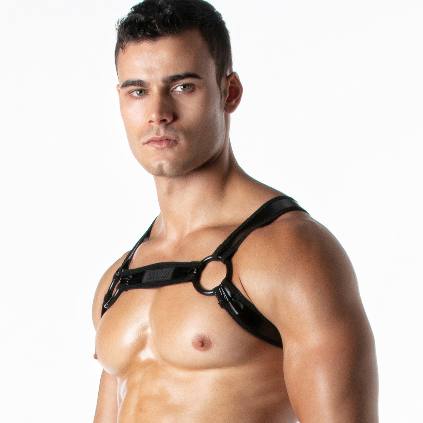 Brut Harness Black