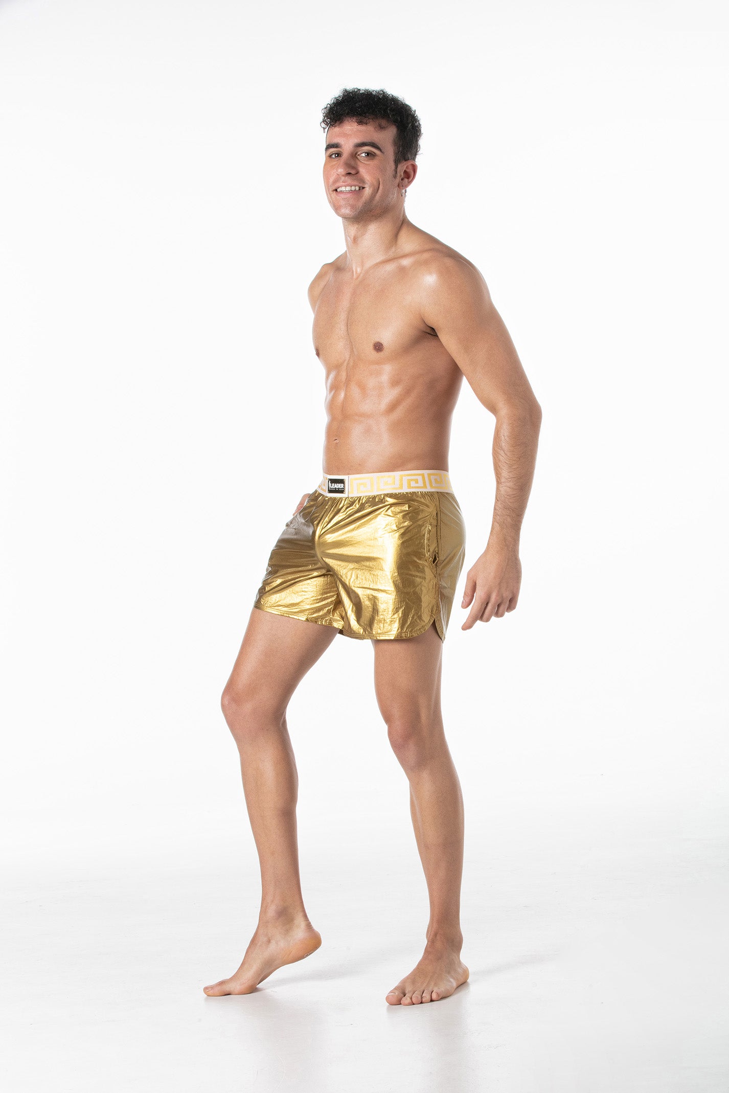 Invictus Party Shorts White Gold