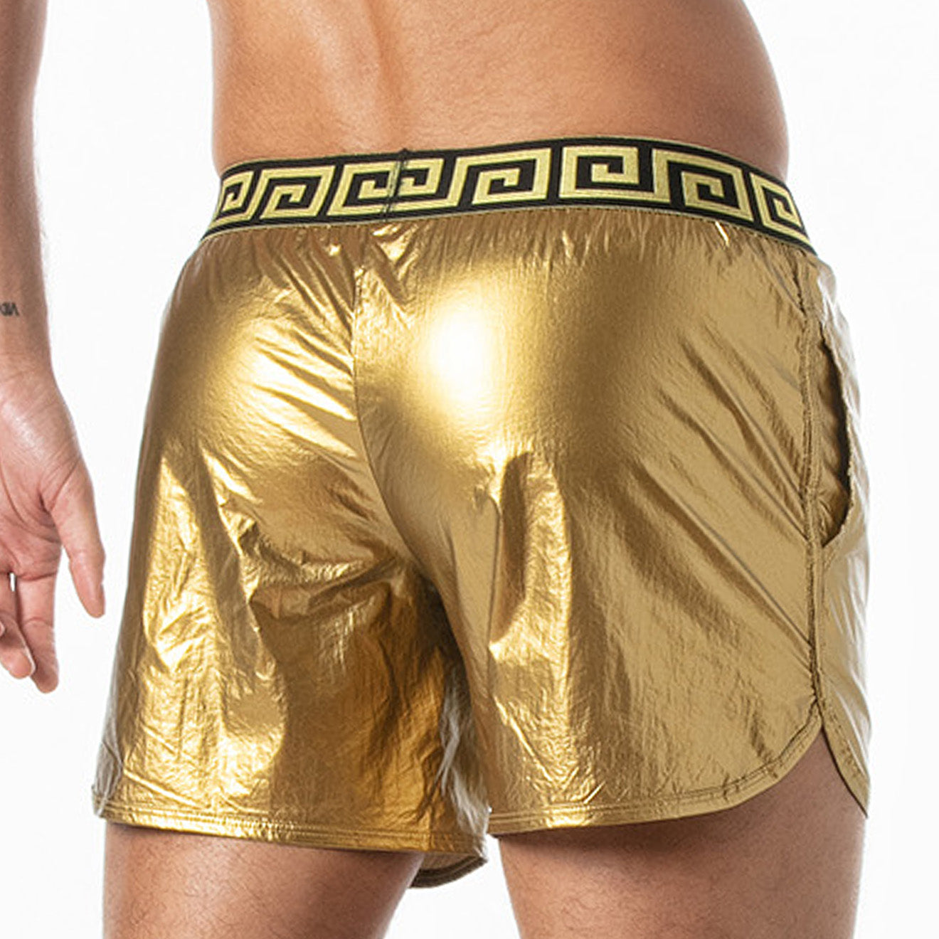 Invictus Party Shorts Black Gold