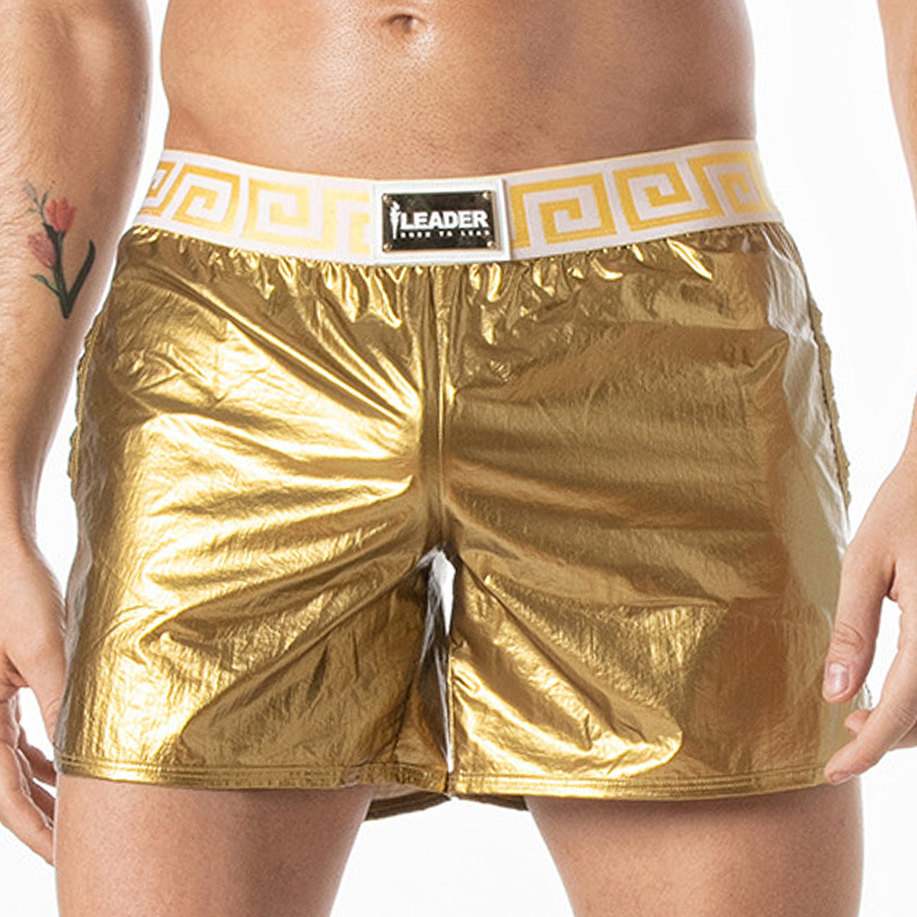 Invictus Party Shorts White Gold